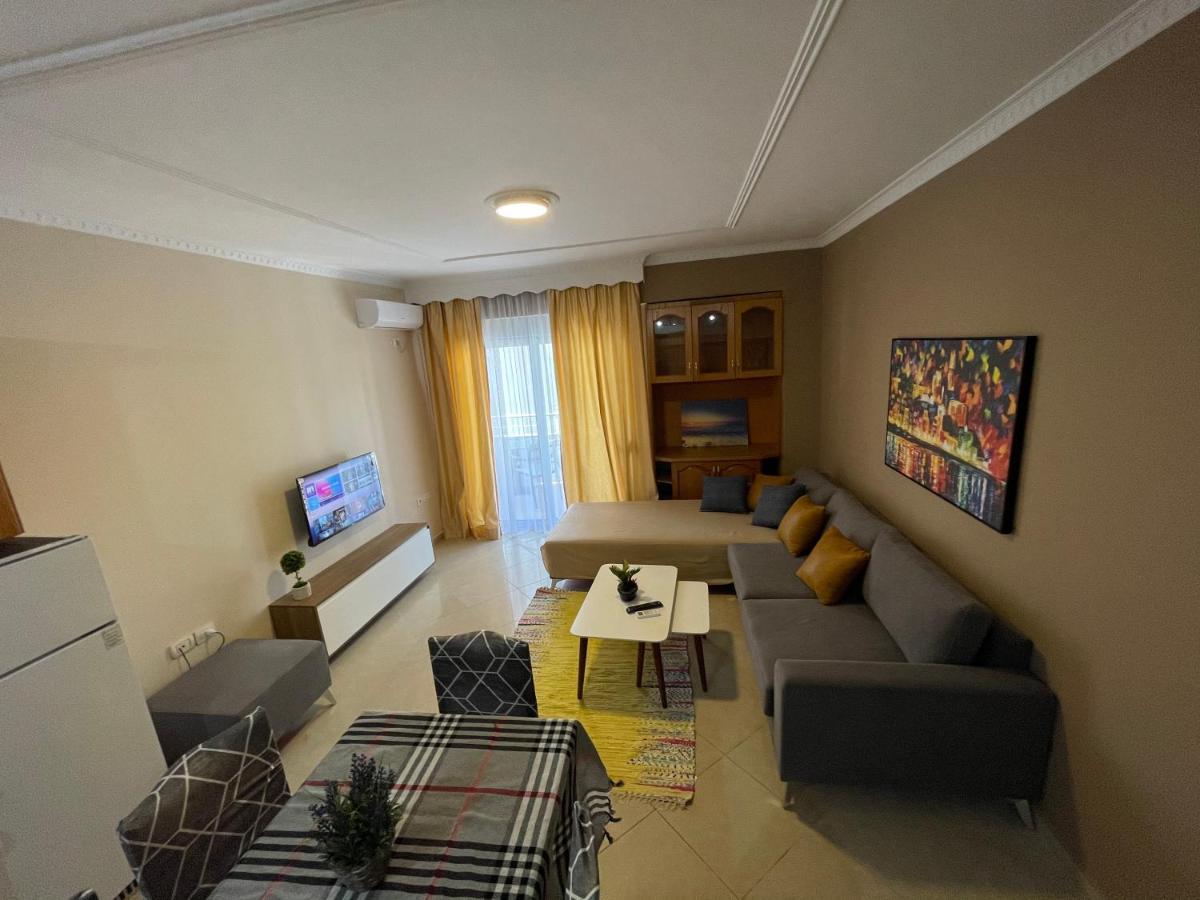 Premium Apartament 07 Vlore Exterior photo